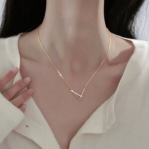 Elegant Gold Necklace for Women